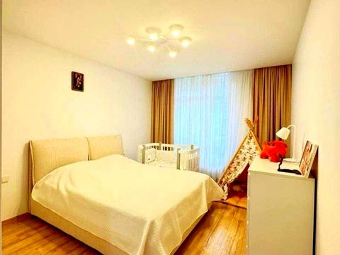 квартира за адресою Залізнична вул., 7