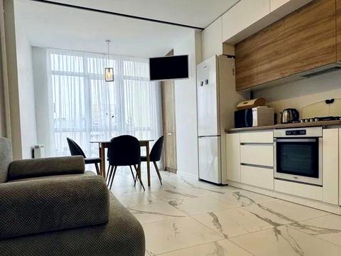 квартира за адресою Залізнична вул., 7