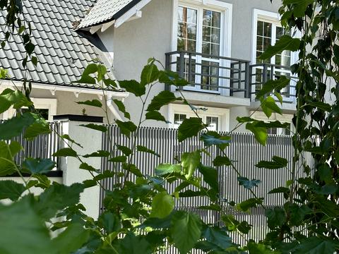 будинок за адресою Революції