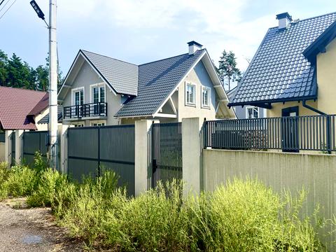 будинок за адресою Революції