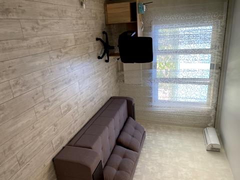 квартира за адресою Андрія Аболмасова вул. (Панельна), 4