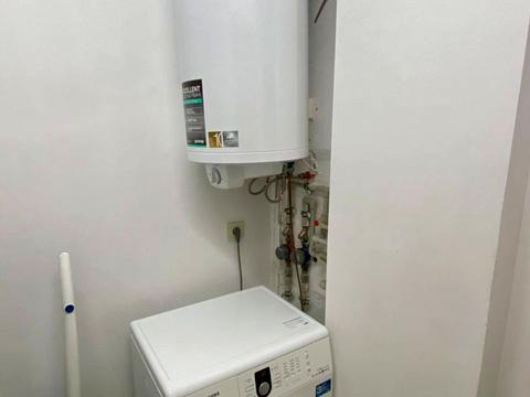 квартира за адресою просп. Александра Поля, 27-Д