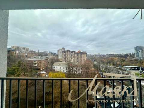 квартира по адресу Валерия Лобановского просп. (Червонозоряний), 144