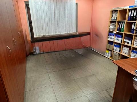 коммерческая по адресу Владимира Моссаковского ул. (Клари Цеткін), 1