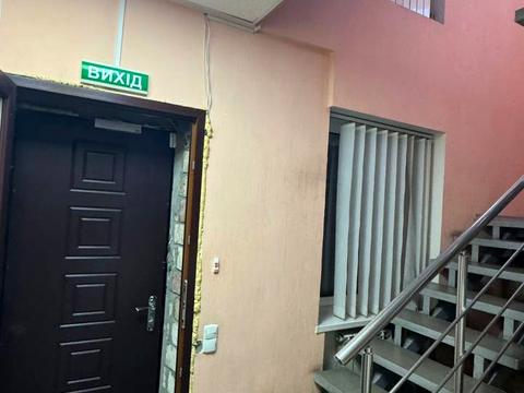 коммерческая по адресу Владимира Моссаковского ул. (Клари Цеткін), 1