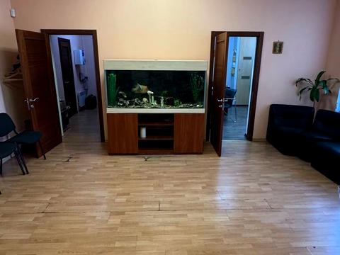 коммерческая по адресу Владимира Моссаковского ул. (Клари Цеткін), 1