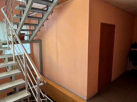 коммерческая по адресу Владимира Моссаковского ул. (Клари Цеткін), 1