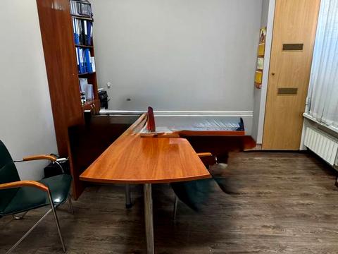 коммерческая по адресу Владимира Моссаковского ул. (Клари Цеткін), 1