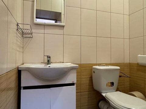 коммерческая по адресу Владимира Моссаковского ул. (Клари Цеткін), 1