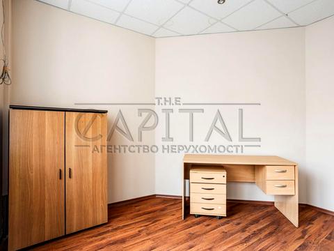 комерційна за адресою Січових Стрільців вул. (Артема), 27-31