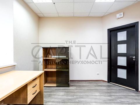 комерційна за адресою Січових Стрільців вул. (Артема), 27-31