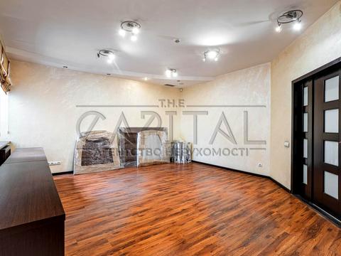 комерційна за адресою Січових Стрільців вул. (Артема), 27-31