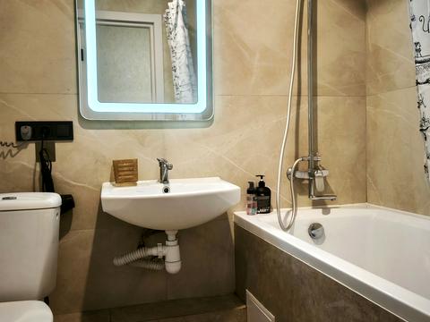 квартира за адресою Ревуцького вул., 54-А