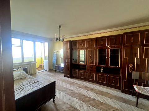 квартира за адресою Наукова вул., 96