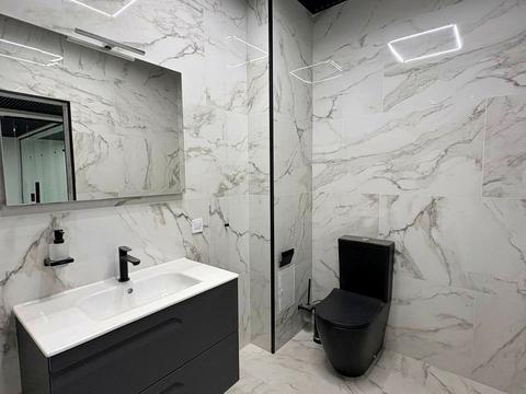 коммерческая по адресу Тихая ул., 4