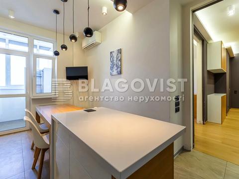 квартира за адресою Євгена Коновальця вул. (Щорса), 44-А