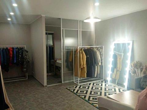 комерційна за адресою Дарвіна вул., 10