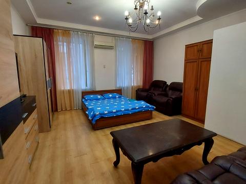 квартира за адресою Європейська пл. (Катерининська), 19