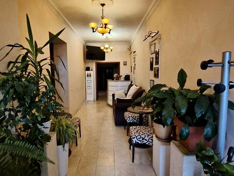 комерційна за адресою Дніпро, Виконкомівська вул., 56-А