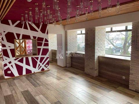 комерційна за адресою Володимира Івасюка просп. (Героїв Сталінграду), 20-А