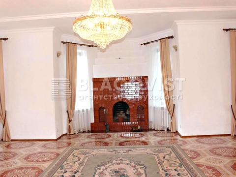 комерційна за адресою Білицька вул., 8