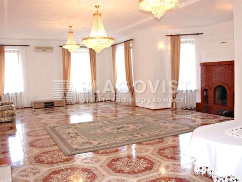 комерційна за адресою Білицька вул., 8