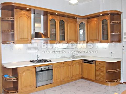 комерційна за адресою Білицька вул., 8