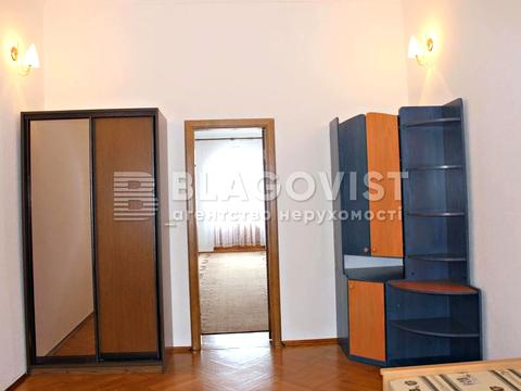 комерційна за адресою Білицька вул., 8