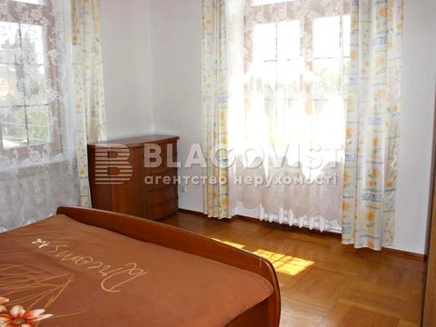 комерційна за адресою Білицька вул., 8