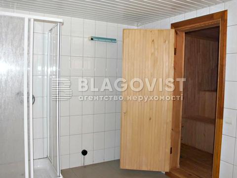 комерційна за адресою Білицька вул., 8