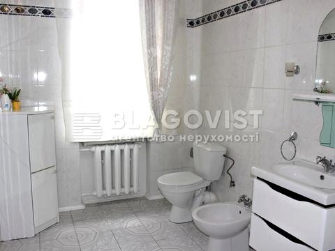 комерційна за адресою Білицька вул., 8