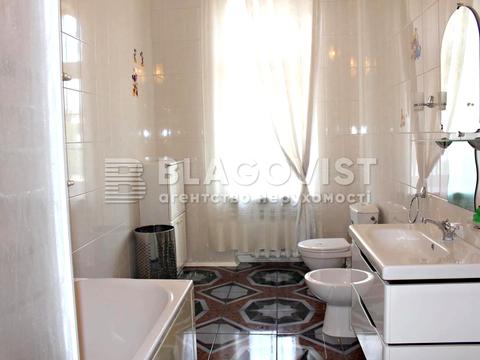 комерційна за адресою Білицька вул., 8