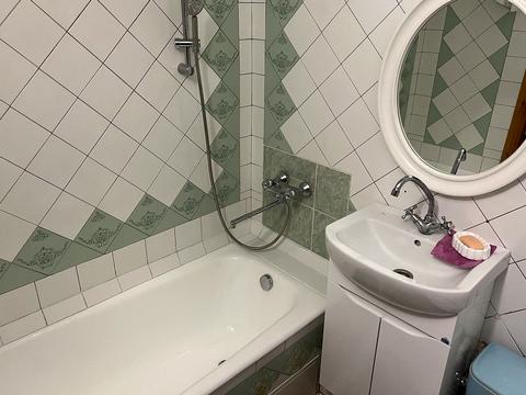 квартира за адресою Кам'янецька вул., 52/2