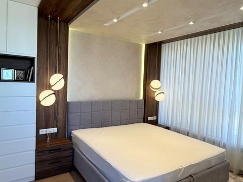 квартира за адресою Олександра Олеся вул., 4-А