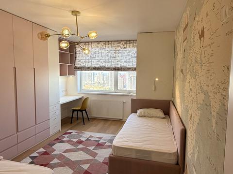 квартира за адресою Олександра Олеся вул., 4-А