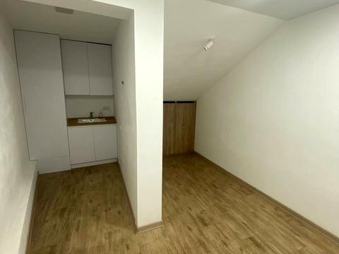 комерційна за адресою Глибочицька вул., 13