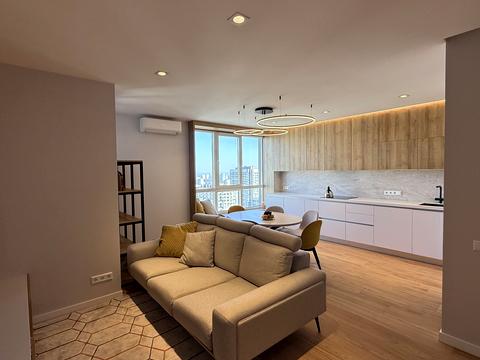 квартира за адресою Олександра Олеся вул., 4-А