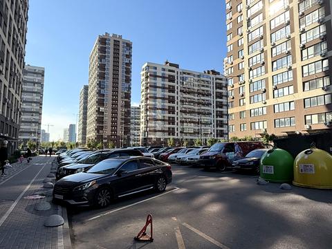 квартира за адресою Олександра Олеся вул., 4-А