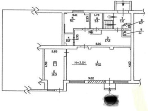 комерційна за адресою Воскресенська вул., 44