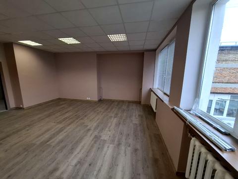 коммерческая по адресу Леси Украинки бульв., 34