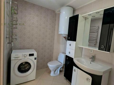 квартира за адресою Василя Сухомлинського вул., 14