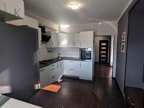 квартира за адресою Василя Сухомлинського вул., 14