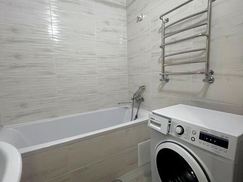 квартира по адресу Героїв Крут ул. (Комунарів), 4/1