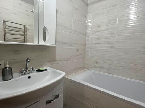 квартира по адресу Героїв Крут ул. (Комунарів), 4/1