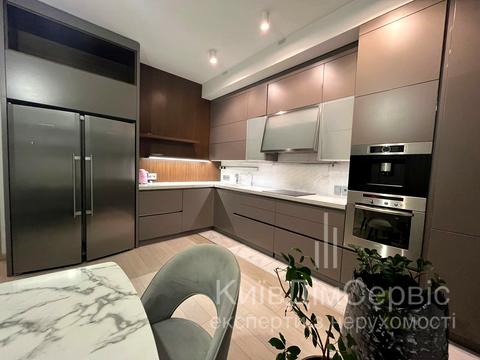 квартира за адресою Старонаводницька вул., 13