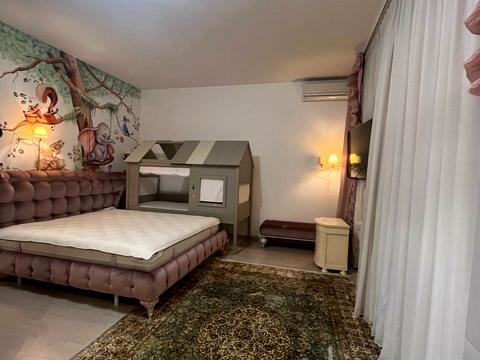 квартира за адресою Старонаводницька вул., 13