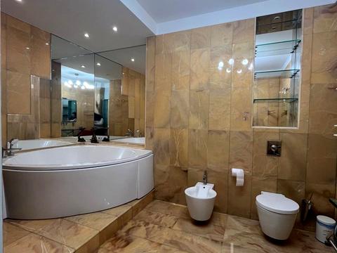 квартира за адресою Старонаводницька вул., 13