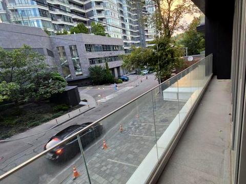 комерційна за адресою Болсуновська вул. (Сергія Струтинського), 21