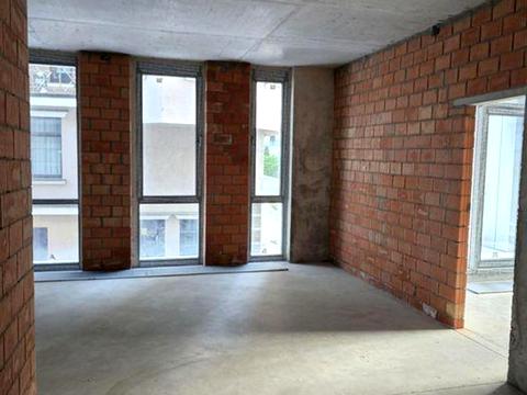 комерційна за адресою Болсуновська вул. (Сергія Струтинського), 21