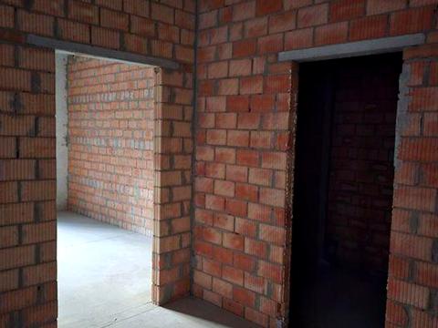 комерційна за адресою Болсуновська вул. (Сергія Струтинського), 21